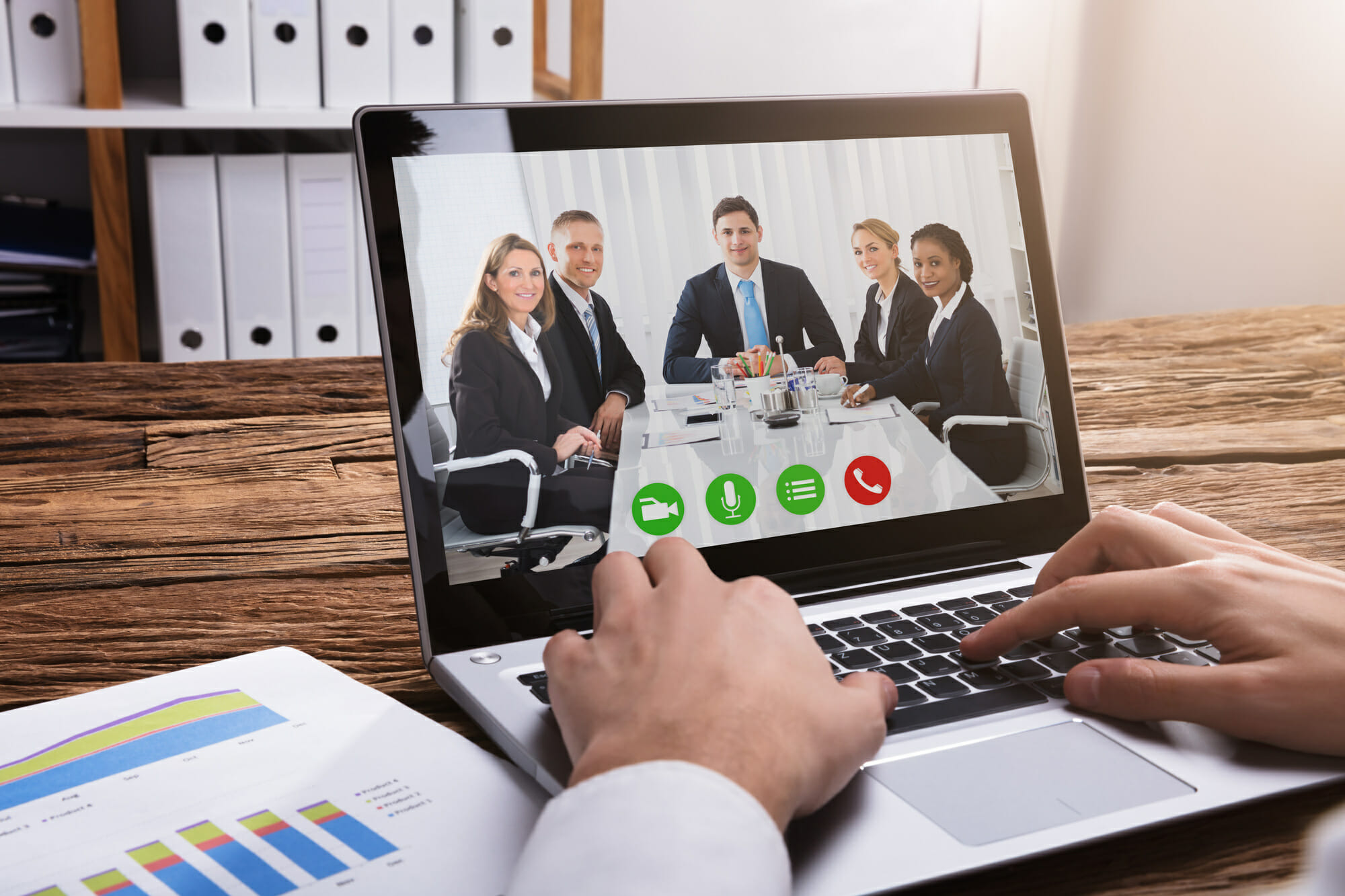 Pros and Cons of Video Conference Solutions